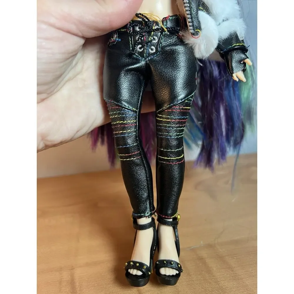 Rainbow High Rockstar Lyric Lucas Fashion Doll Original Outfit
